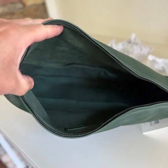 St Agni Soft Leather Crossbody Crescent - Green - Picture 7 of 11